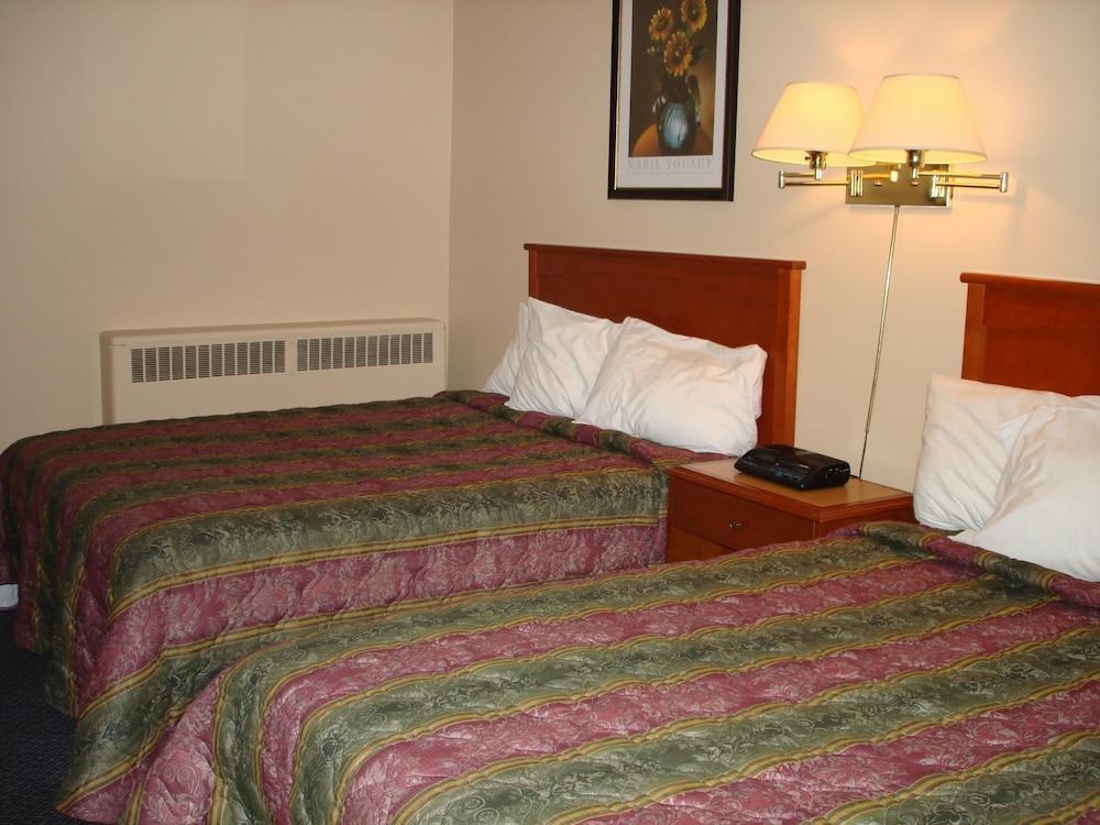 THE GABLES INN photo 4