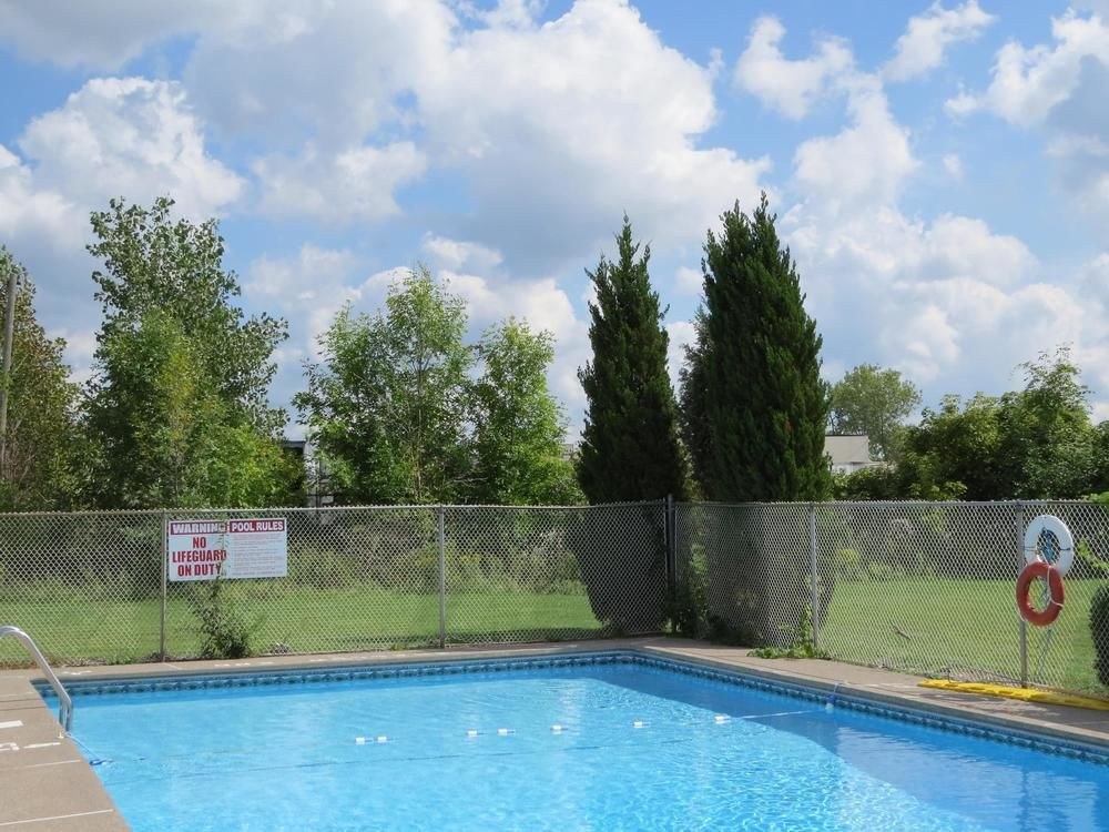 Travelodge by Wyndham Windsor photo 1