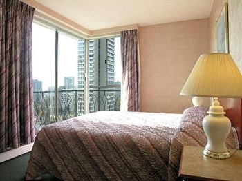 TROPICANA SUITE photo 4