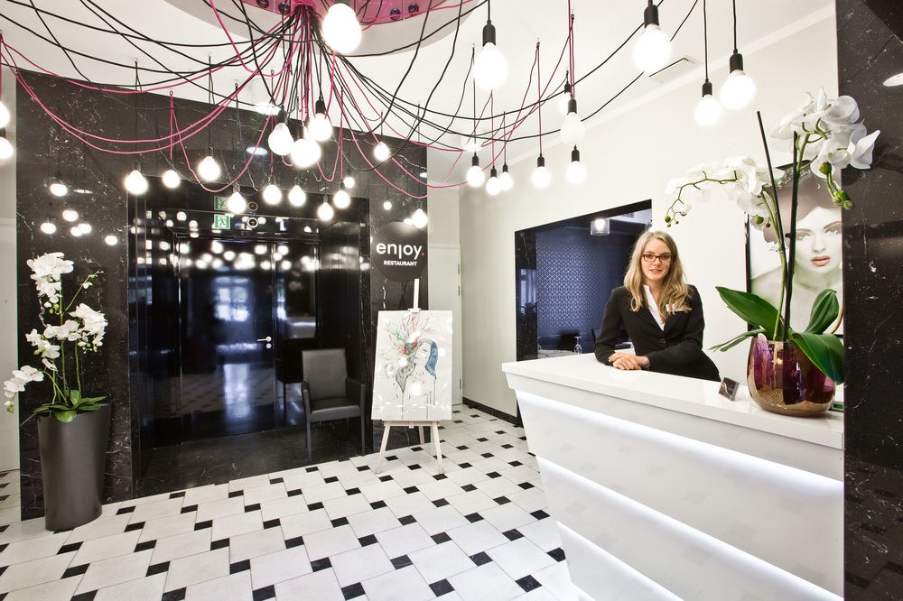 PLATINUM RESIDENCE BOUTIQUE