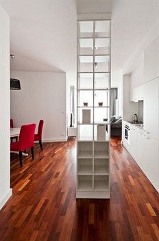 Triton Park Apartments photo 1