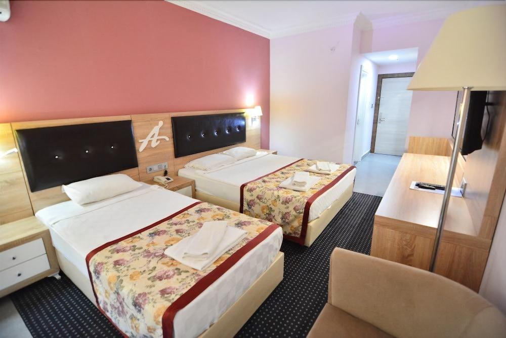 ANANAS HOTEL photo 4