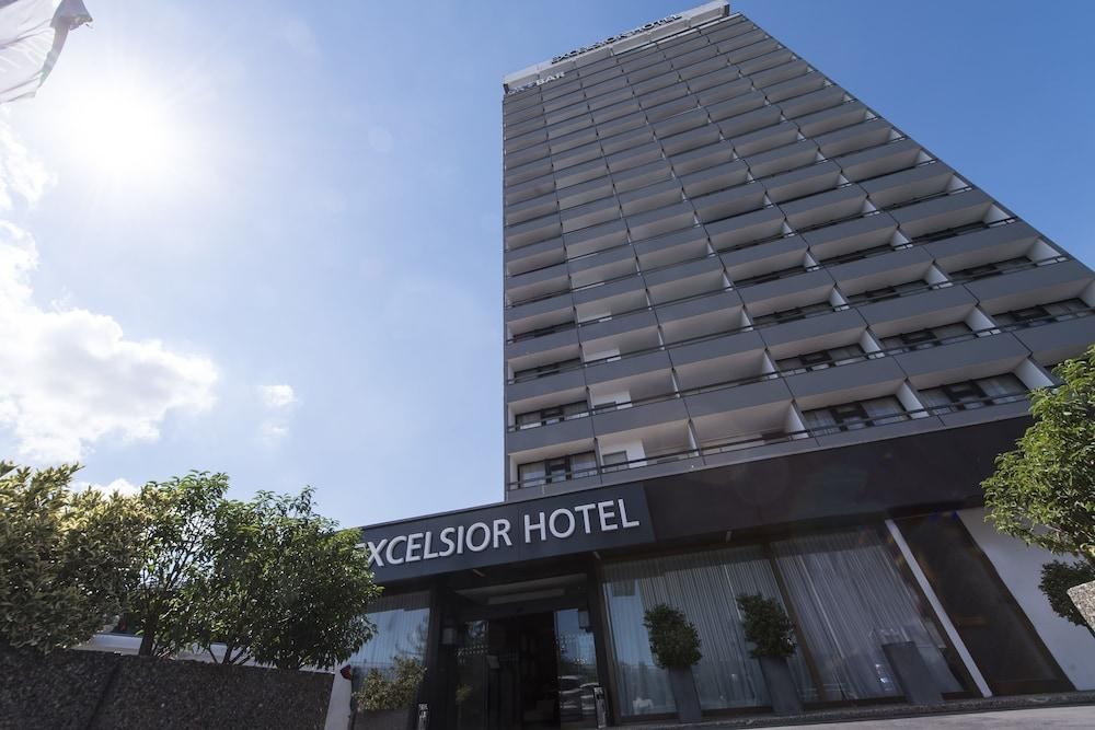 EXCELSIOR HOTEL photo 3