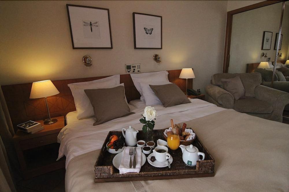 HOTEL ACHILLION photo 4
