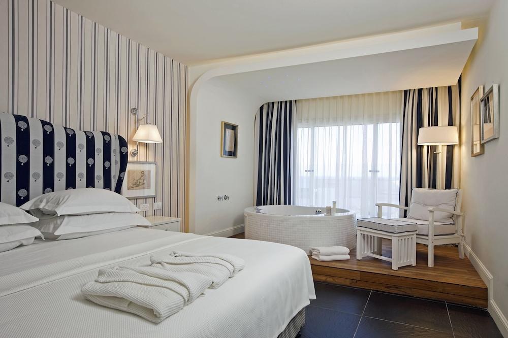 SHALOM HOTEL AND RELAX photo 2