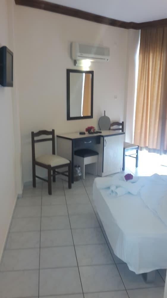 KLEOPATRA IKIZ HOTEL photo 4