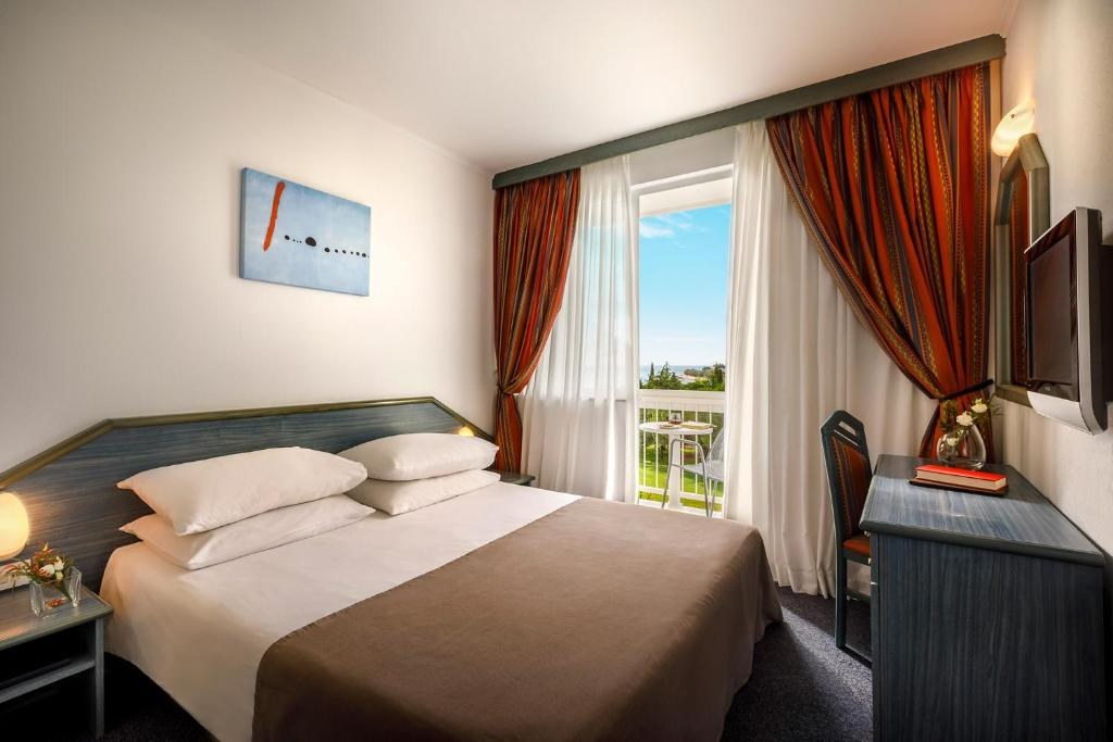 LAGUNA MARADISO HOTEL photo 1