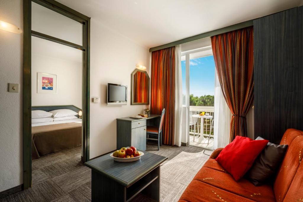 LAGUNA MARADISO HOTEL photo 4