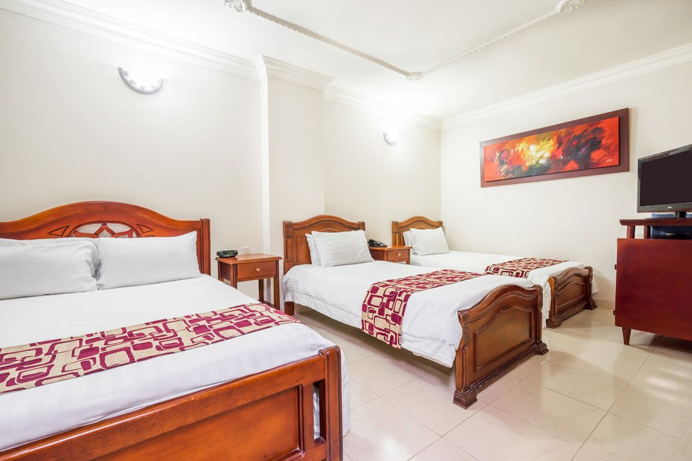 HOWARD JOHNSON HOTEL VERSALLES BARRANQUILLA photo 1