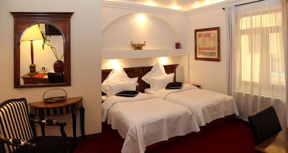 DOMENII PLAZA BY RESIDENCE HOTELS photo 2