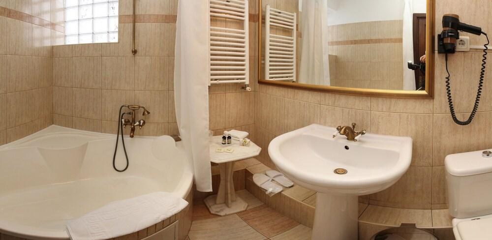 ARC DE TRIOMPHE BY RESIDENCE HOTELS photo 1