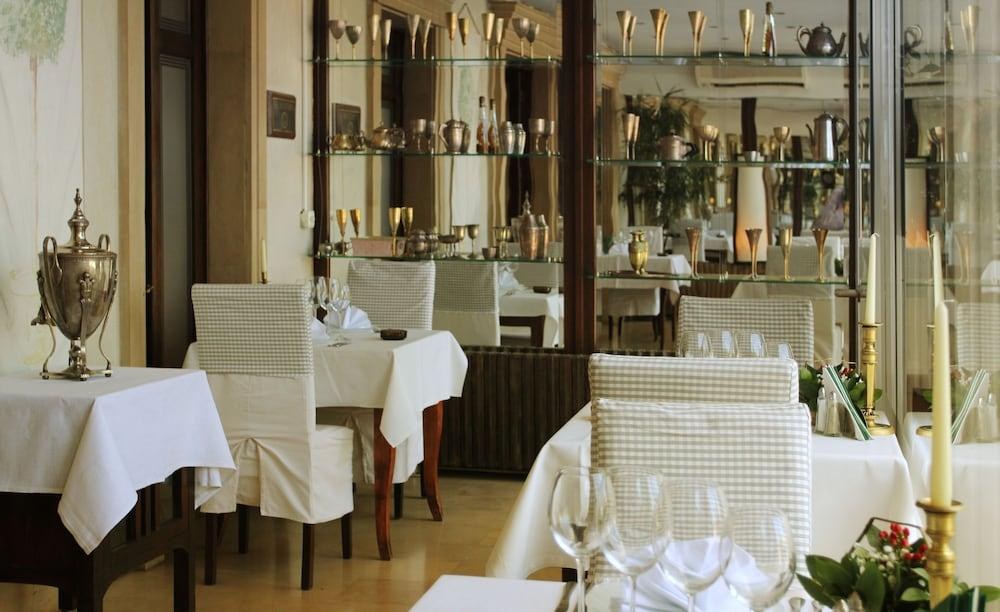 ARC DE TRIOMPHE BY RESIDENCE HOTELS photo 3