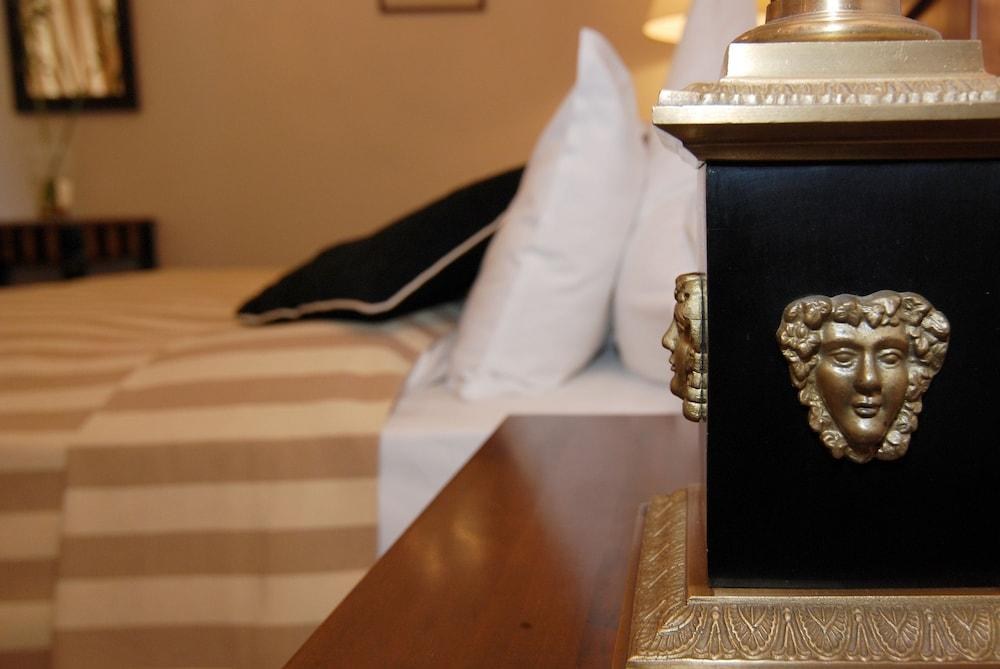 ARC DE TRIOMPHE BY RESIDENCE HOTELS photo 4