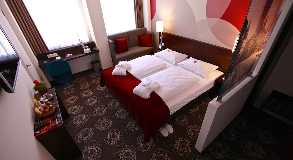 WEBERS DAS HOTEL IM RUHRTURM photo 2