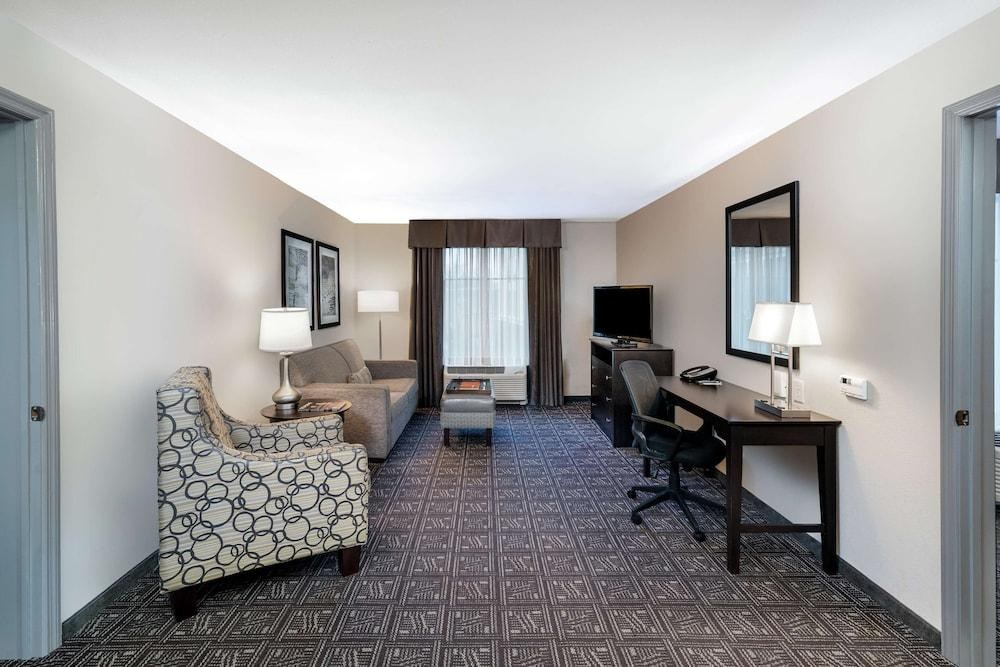 Homewood Suites by Hilton Huntsville-Downtown photo 4