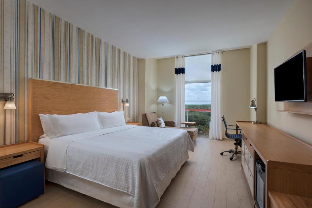 FOUR POINTS BY SHERATON CANCUN CENTRO photo 1