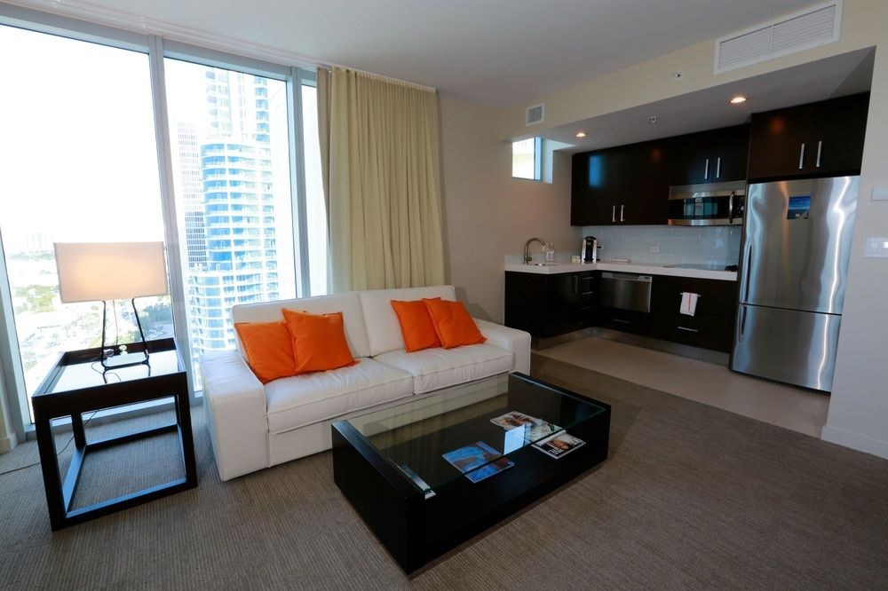Solé Miami, A Noble House Resort photo 1