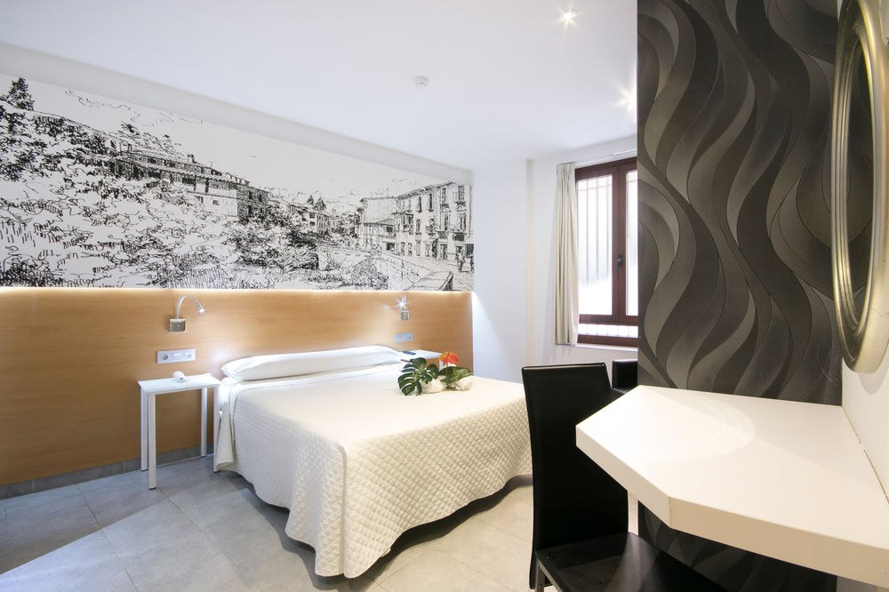 HOSTAL ATENAS photo 3