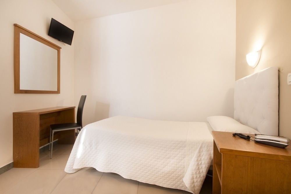 HOSTAL ATENAS photo 4