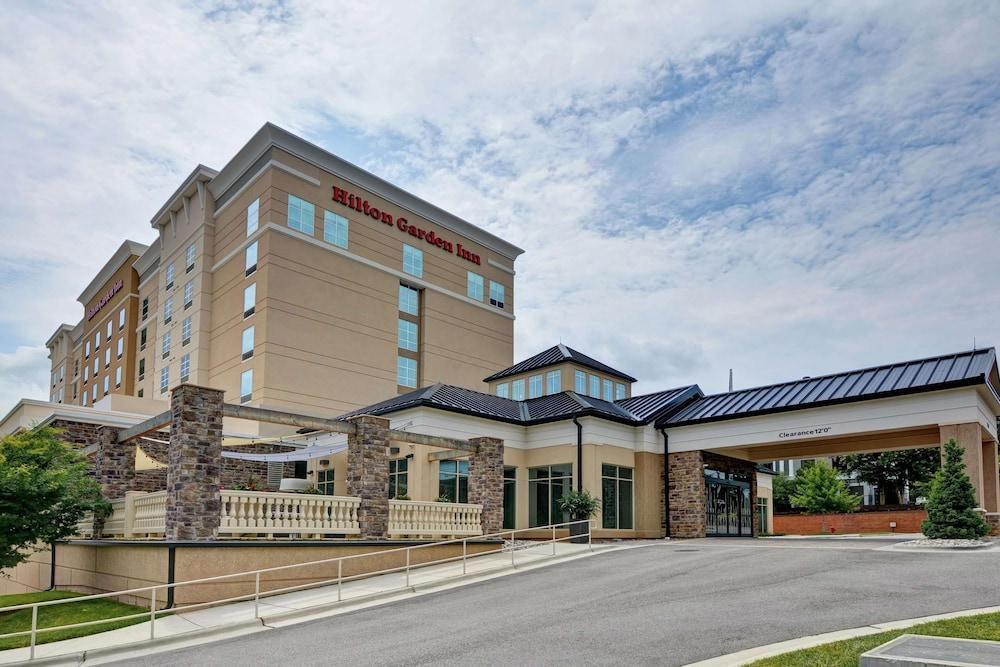 HILTON GARDEN INN RALEIGH/CRABTREE VALLEY, NC photo 2