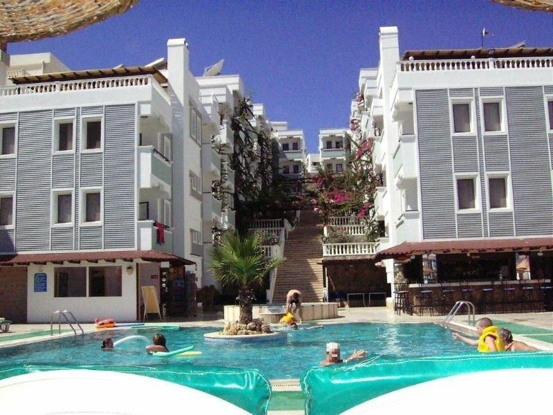SUNPOINT SUITES HOTEL photo 4