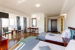 Lira Pacific Aparthotel photo 3