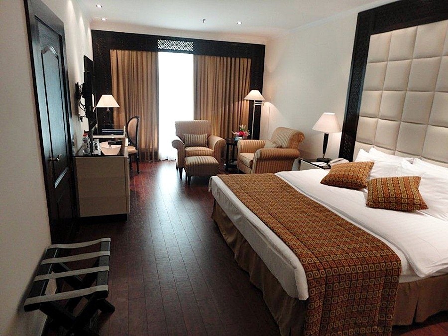 CARLTON TOWER HOTEL photo 1