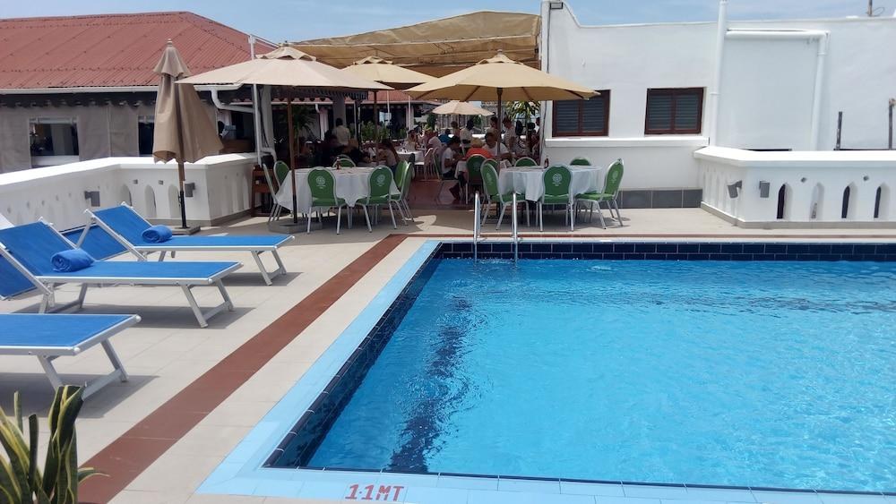MARU MARU HOTEL photo 2