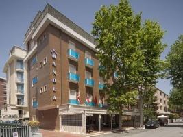 HOTEL MANOLA photo 4