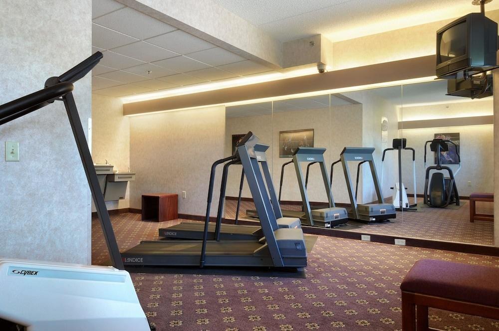 MICROTEL INN & SUITES BY WYNDHAM BLOOMINGTON/MINNE photo 2