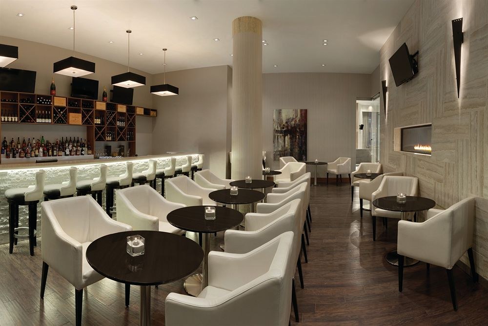 RADISSON HOTEL & CONFERENCE CENTRE CALGARY AIRPORT photo 1