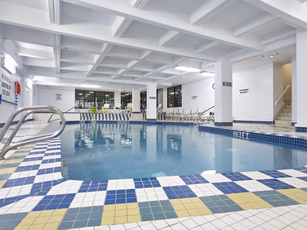WYNDHAM EDMONTON HOTEL AND CONFERENCE CENTRE photo 1