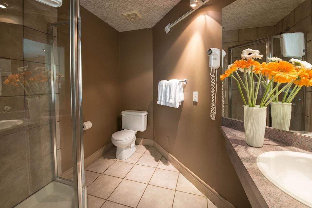 PODOLLAN INN FORT MCMURRAY photo 2