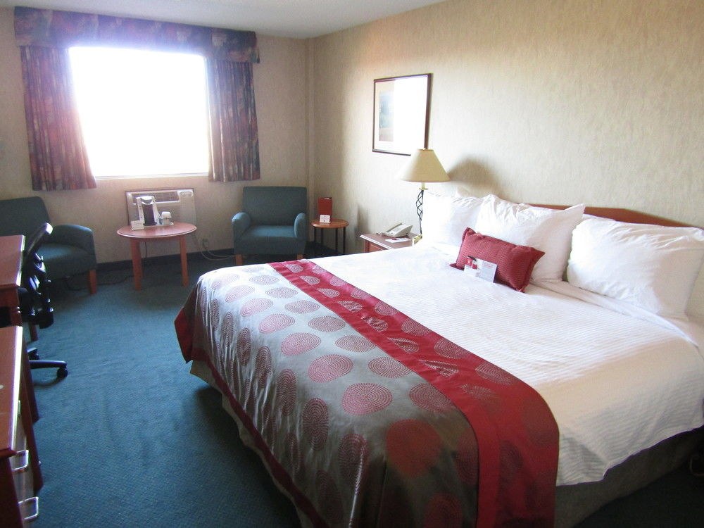 RAMADA BY WYNDHAM SASKATOON