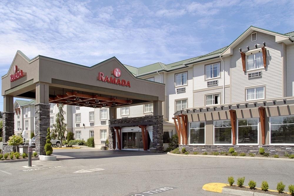 RAMADA BY WYNDHAM SURREY/LANGLEY photo 2