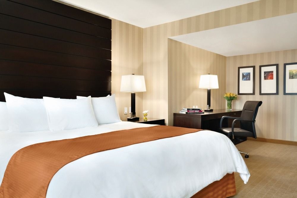 RADISSON HOTEL VANCOUVER AIRPORT photo 1