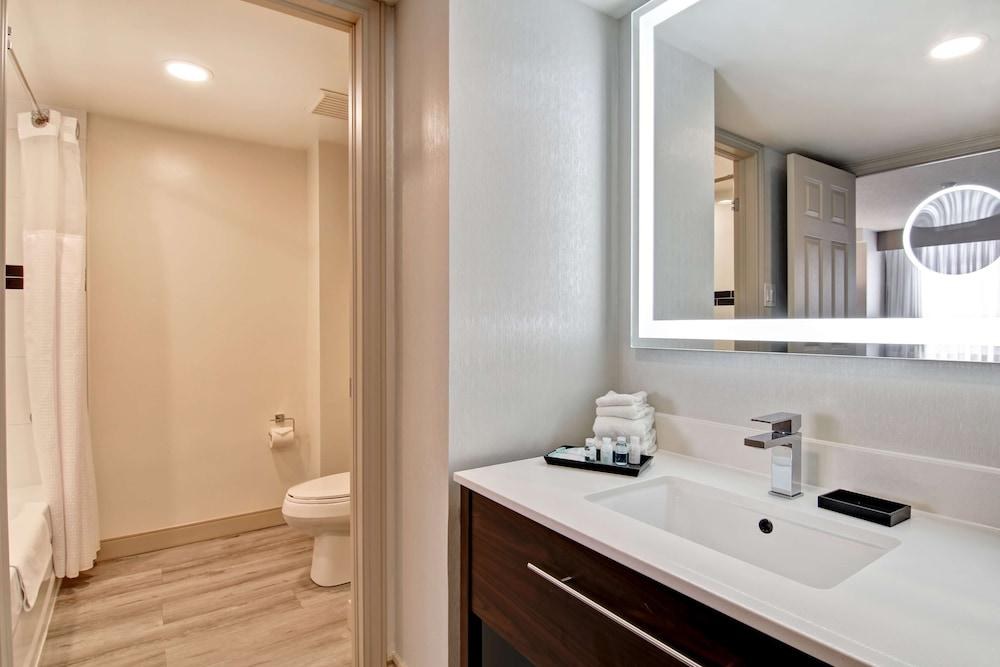 STATIONPARK ALL SUITE HOTEL photo 3