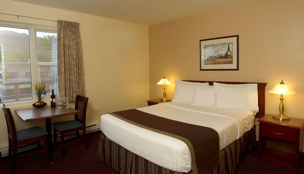 SCOTT`S INN & RESTAURANT photo 3