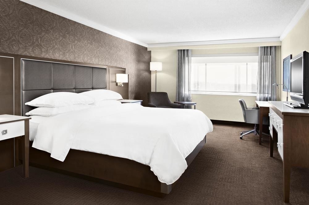 SHERATON LAVAL photo 3