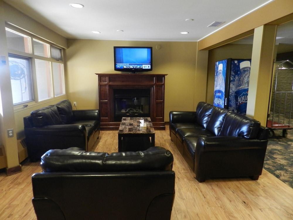 SLAVE LAKE INN & CONFERENCE CENTRE photo 2