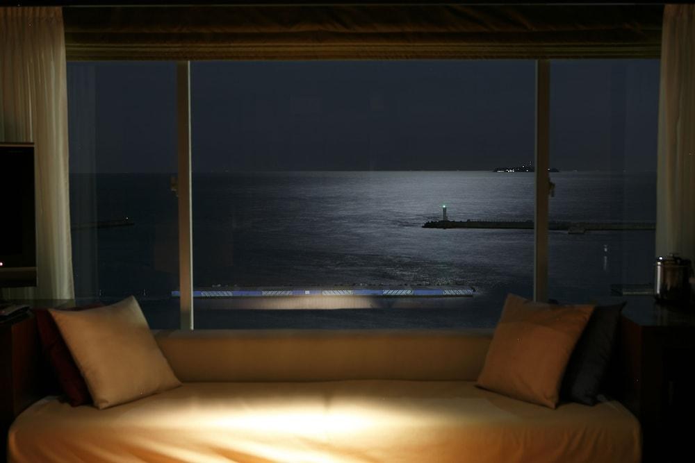 HOTEL MICURAS photo 2