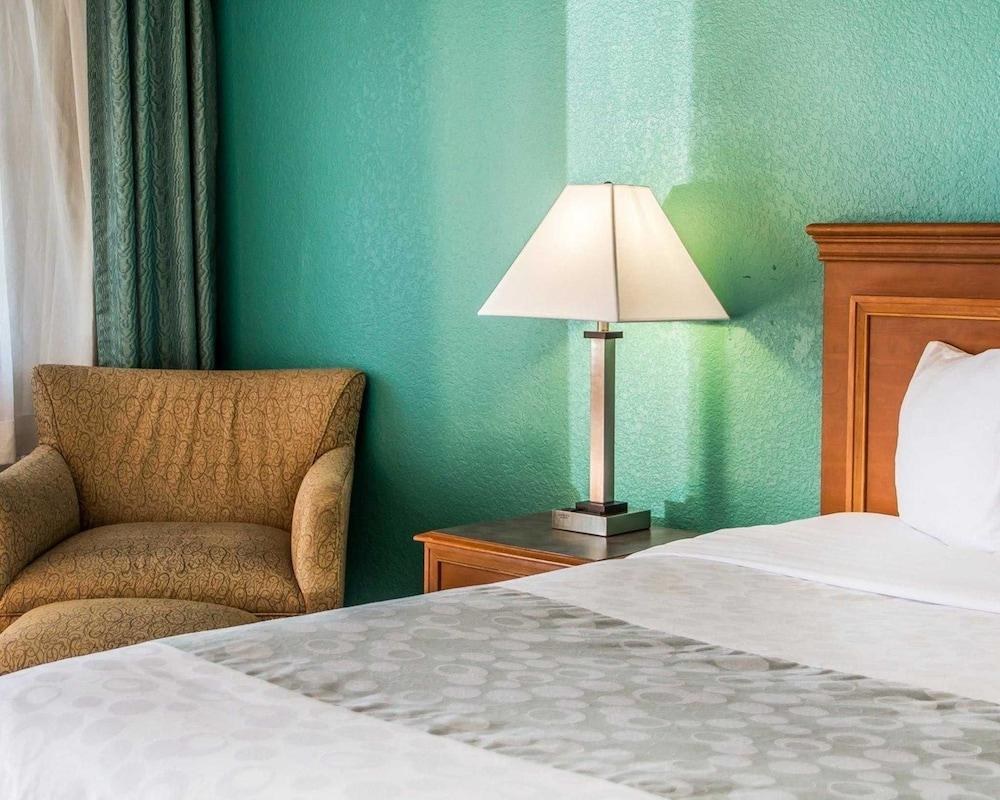 QUALITY INN photo 2