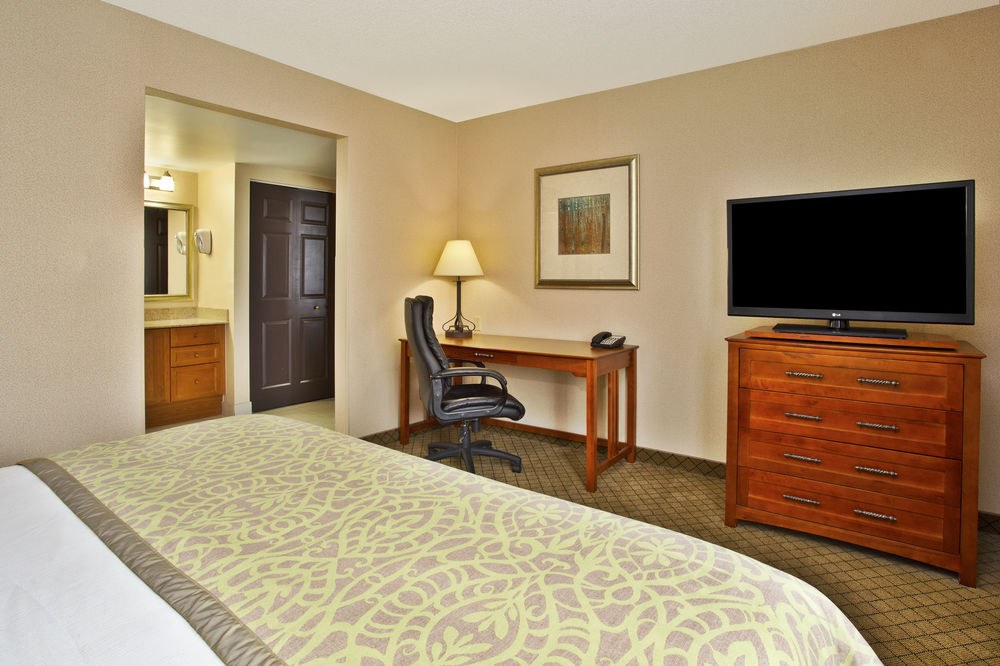 EXECUTIVE RESIDENCY BY BEST WESTERN TORONTO-MISSISSAUGA photo 1