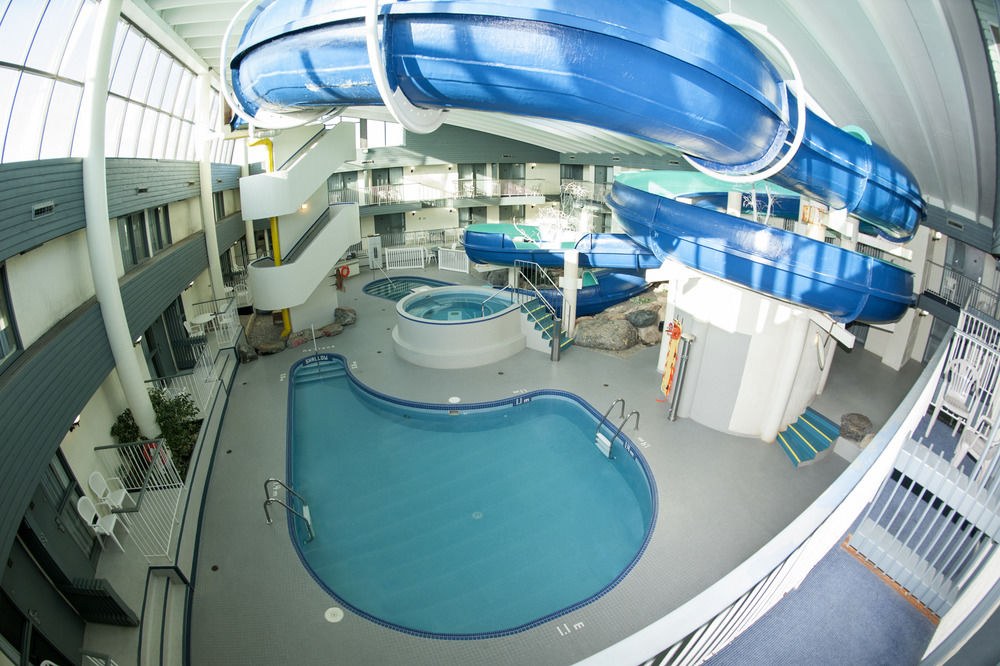 TRAVELODGE BY WYNDHAM SASKATOON photo 1