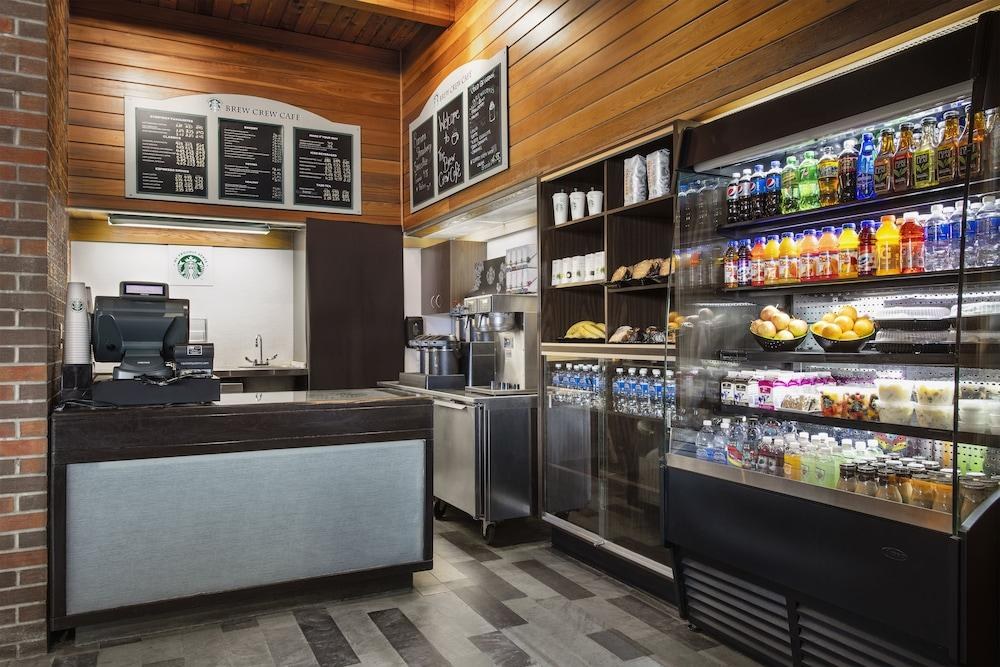 VALHALLA HOTEL & CONFERENCE CENTRE photo 2