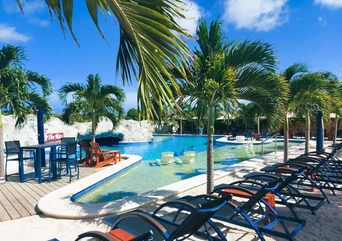 THE RITZ VILLAGE HOTEL - ADULTS ONLY photo 4