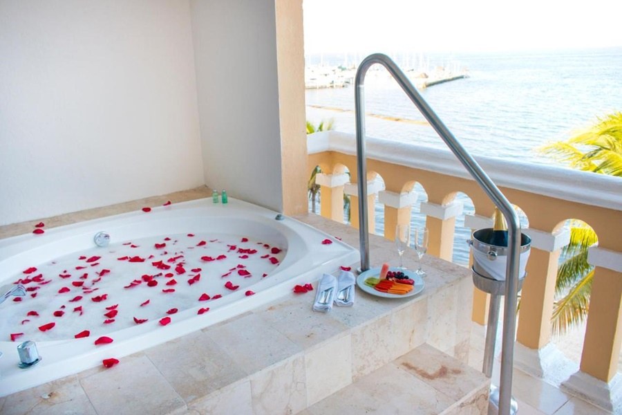 ALL RITMO CANCUN RESORT & WATERPARK photo 4