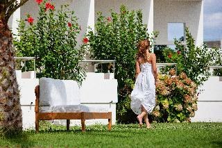 MRS. CHRYSSANA BEACH HOTEL photo 1