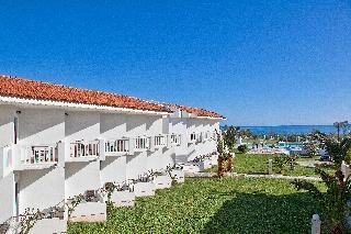 MRS. CHRYSSANA BEACH HOTEL photo 4