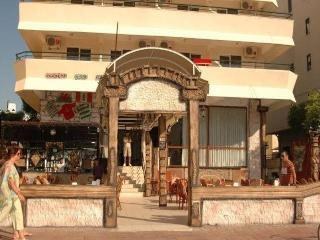 HOTEL AMORE
